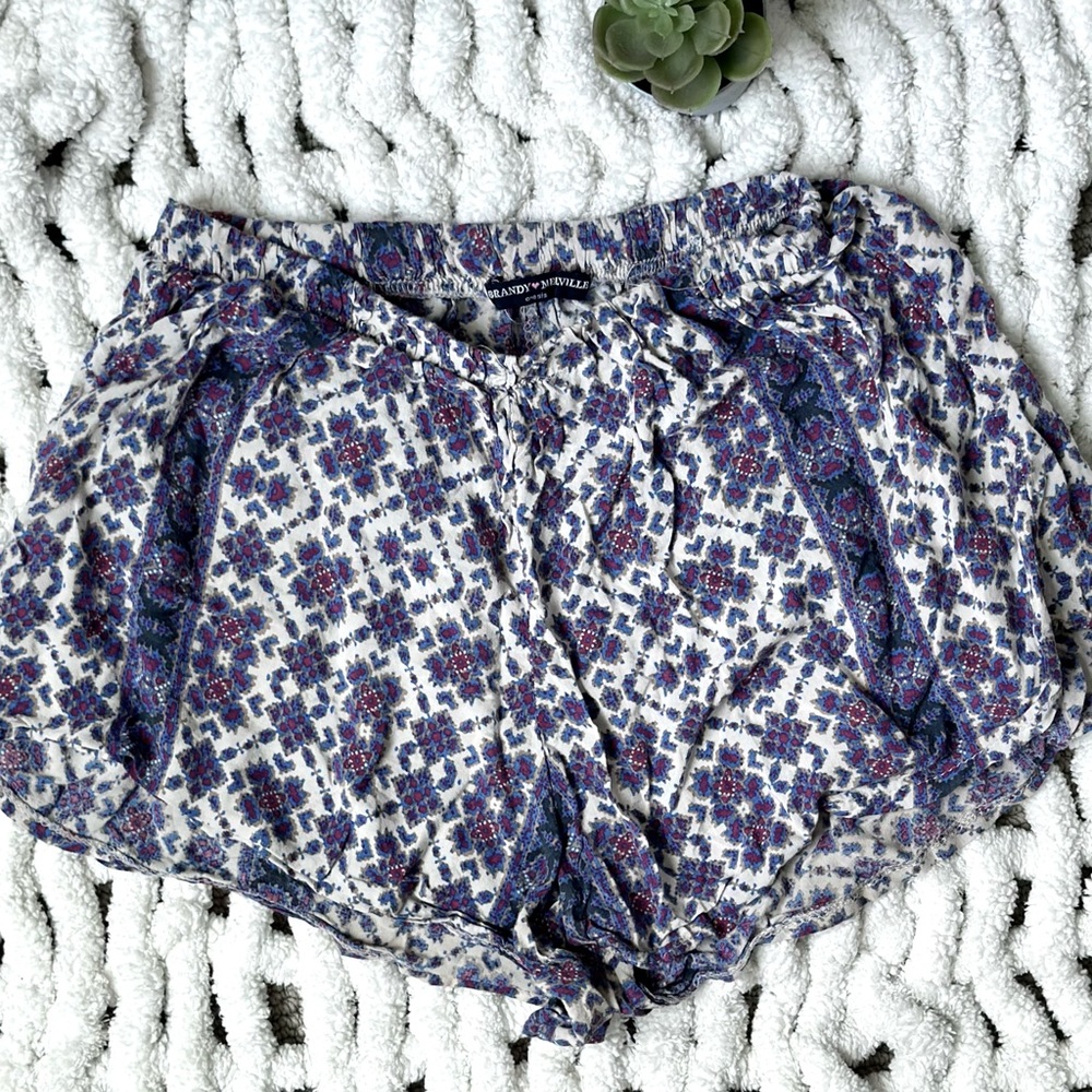 Brandy Melville Stretch Waistband Shorts